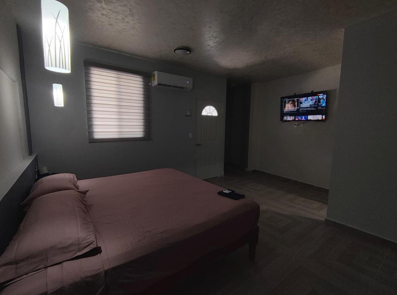 בקאלאר Hotel Blue Turtle מראה חיצוני תמונה