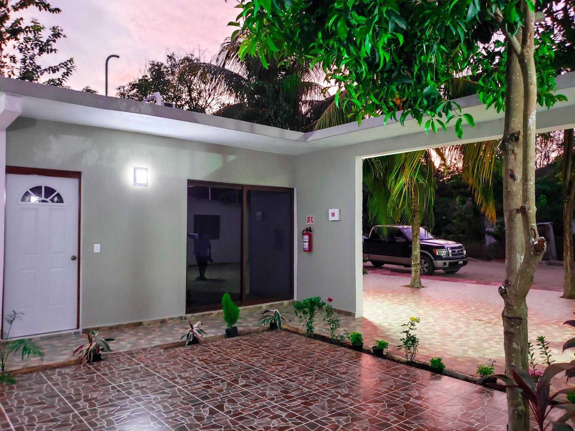בקאלאר Hotel Blue Turtle מראה חיצוני תמונה